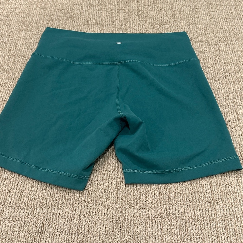 Lululemon size 12 short
